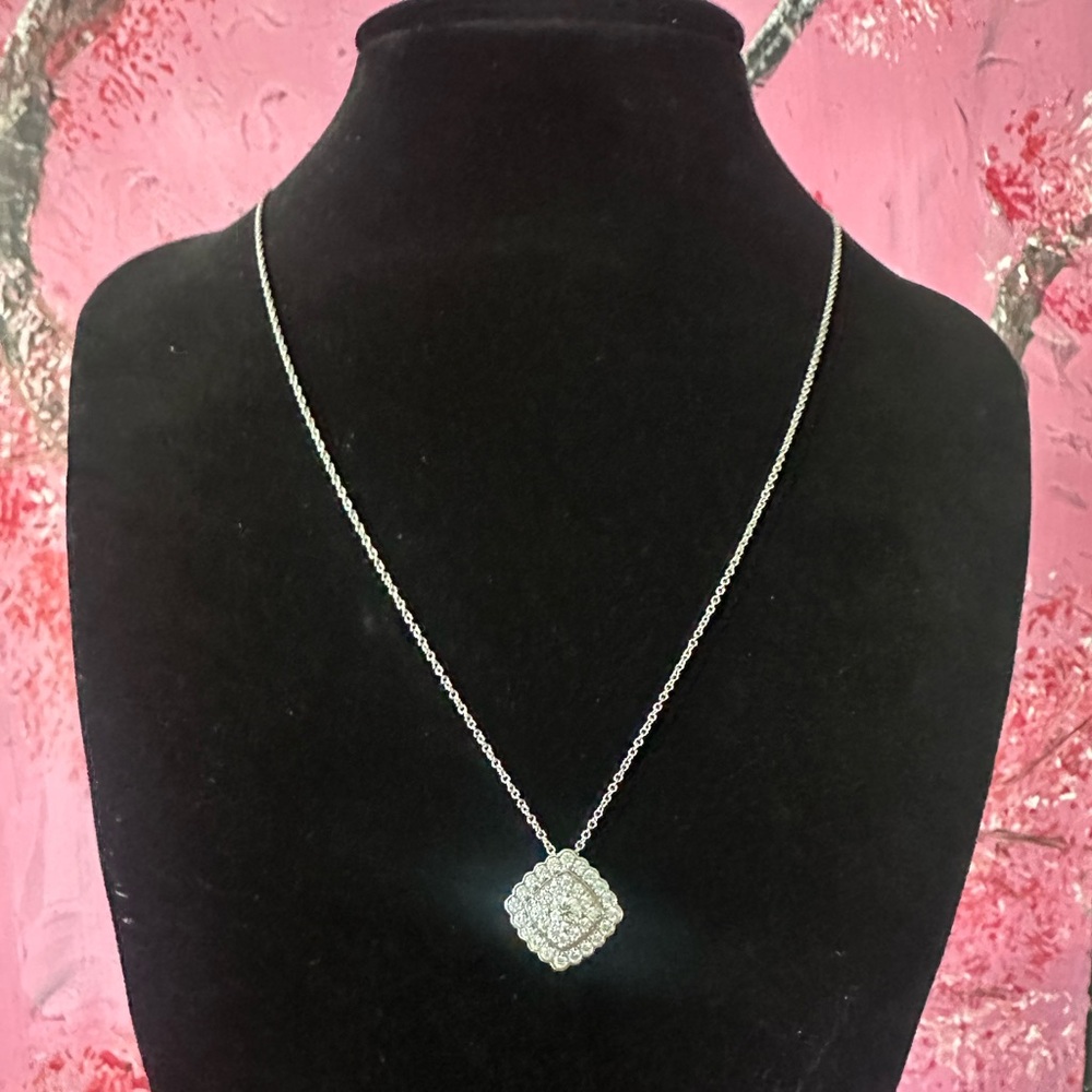 Beautiful piece of Necklace diamond 💎